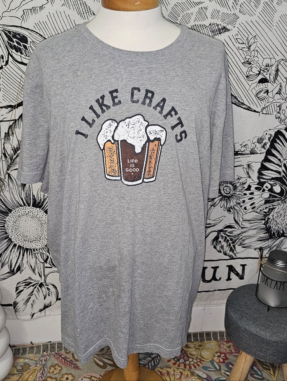 Life Is Good Grey 'I Like Crafts' Beer Graphic Tee XXL